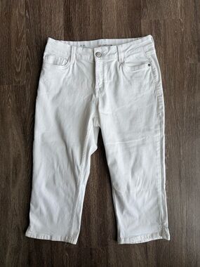 Liz Claiborne Sara Crop Mid-Ride Capris